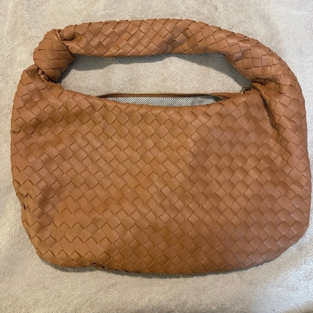 Urban Expressions Woven Hobo Bag in Cognac Brown